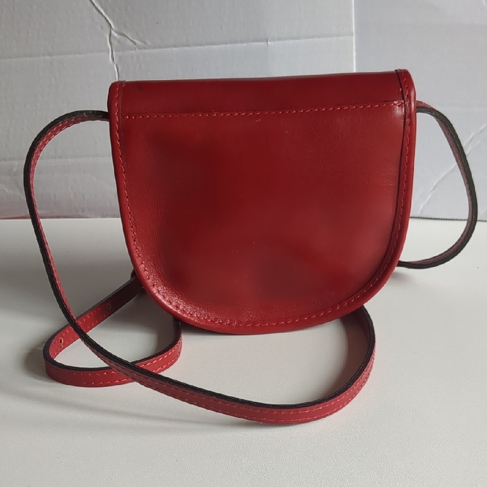 New Italian Handmade Red Leather Crossbody Bag - Picture 2 of 9